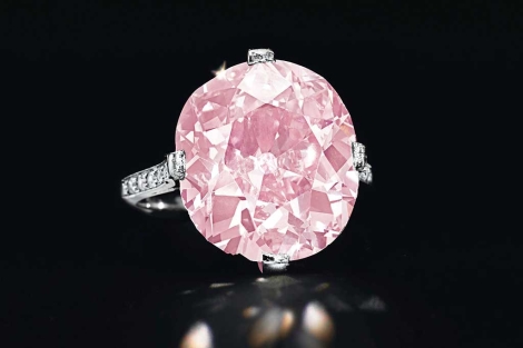 Subastan en Nueva York un raro diamante rosa
