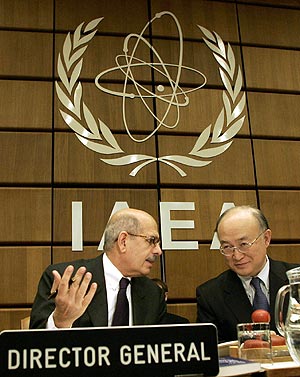 El director general del OIEA, Mohamed El Baradei, durante la reunión en Viena. (Foto: AP)