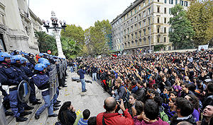 Los manifestantes, este miércoles en Roma. (Foto: AFP)