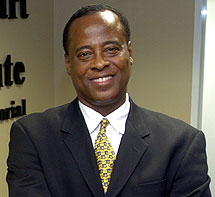 El Dr. Conrad Murray, médico personal del cantante. | AP El Dr. Conrad Murray, médico personal del cantante. | AP