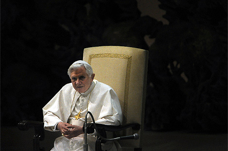 Benedicto XVI, en un oficio por el cuarto centenario de la muerte de Matteo Ricci . | Afp