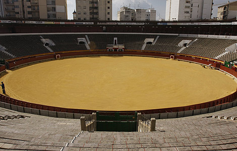 La Comisi�n no se quiere meter en las plazas. | Juan Mart�