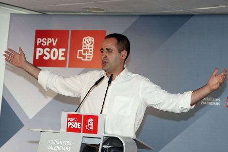 Jorge Alarte, durante su intervenci�n en el acto del PSPV en Alicante. | Efe