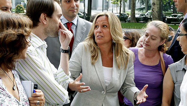 Trinidad Jim&eacute;nez, en el momento de anunciar su candidatura. | Efe