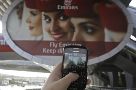 Una BlackBerry en Dubai.  AP