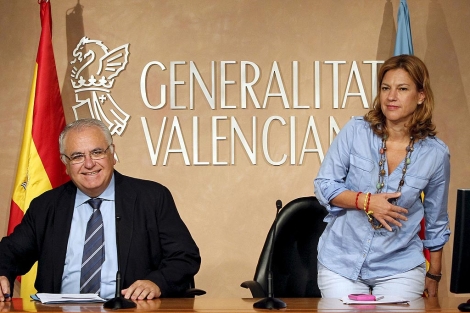 Juan Cotino en la rueda de prensa tras el pleno del Consell | Efe Juan Cotino en la rueda de prensa tras el pleno del Consell | Efe