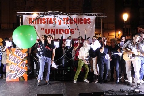 Los representantes del mundo de la cultura en la celebración de anoche en Madrid. | Bernardo Díaz