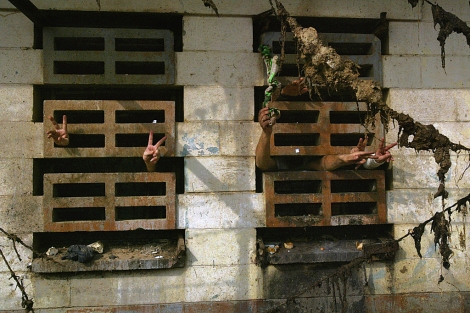 Presos en la cárcel de Abu Ghraib.