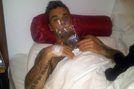 Robbie Williams ingresado en el hospital. | Gtres