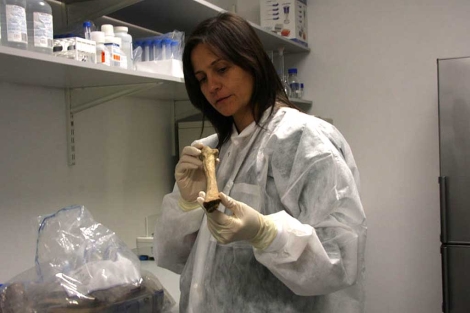 Eugenia, una de las investigadoras del estudio genético. | Javier Brandoli