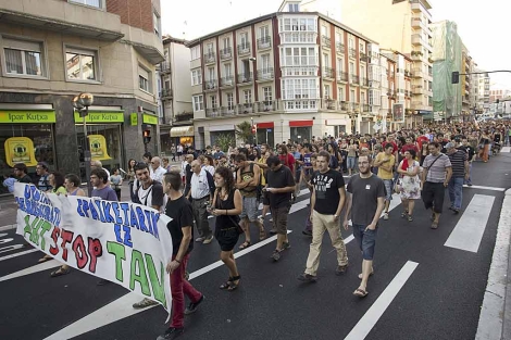Miles de personas en la manifestación en VItoria contra la 'Y' vasca. | Mitxi