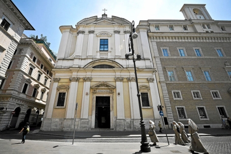 Vista de la facha de la iglesia de San Apollinare en Roma. | Efe Vista de la facha de la iglesia de San Apollinare en Roma. | Efe