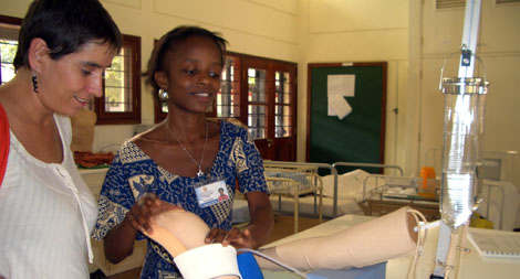 Neus Peracaula, de Médicos Mundo, en Mozambique