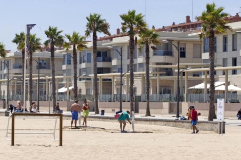 Los extranjeros residentes incrementan un 13,7% su inversión en vivienda