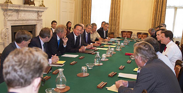 David Cameron reunido con el Consejo de Seguridad Nacional. | Foto: Efe