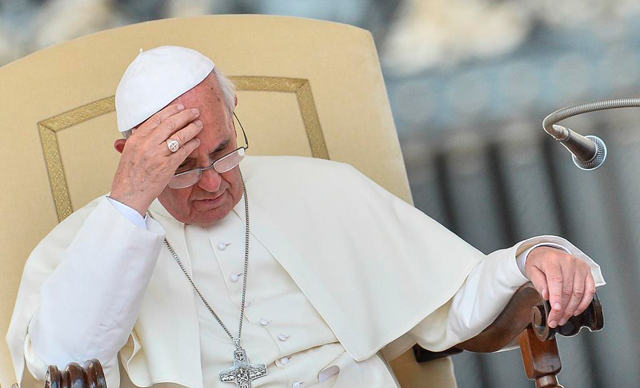 El Papa, durante su audiencia en la Plaza de San Pedro del Vaticano. | Afp