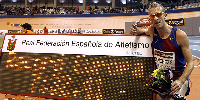 Sergio Sánchez, este sábado tras su carrera de 3.000. (Efe)