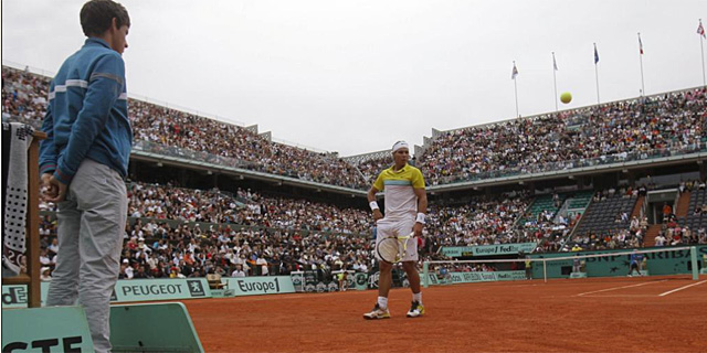 Imagen de un partido de Rafael Nadal en Roland Garros. (AP)
