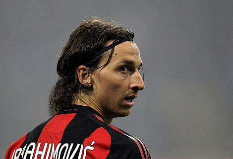 Zlatan Ibrahimovic, el origen de la pelea de Nino Raiola con el Barça. (Ap) Zlatan Ibrahimovic, el origen de la pelea de Nino Raiola con el Barça. (Ap)