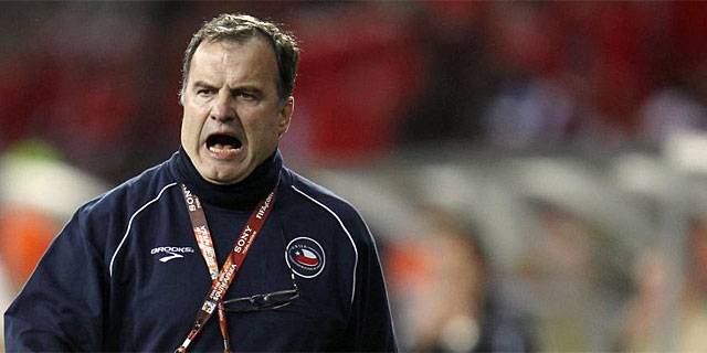 Marcelo Bielsa, selecionador de Chile. (AP)