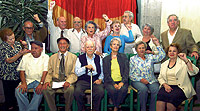 70 a�os despu�s. Grupo de aquellos exiliados.